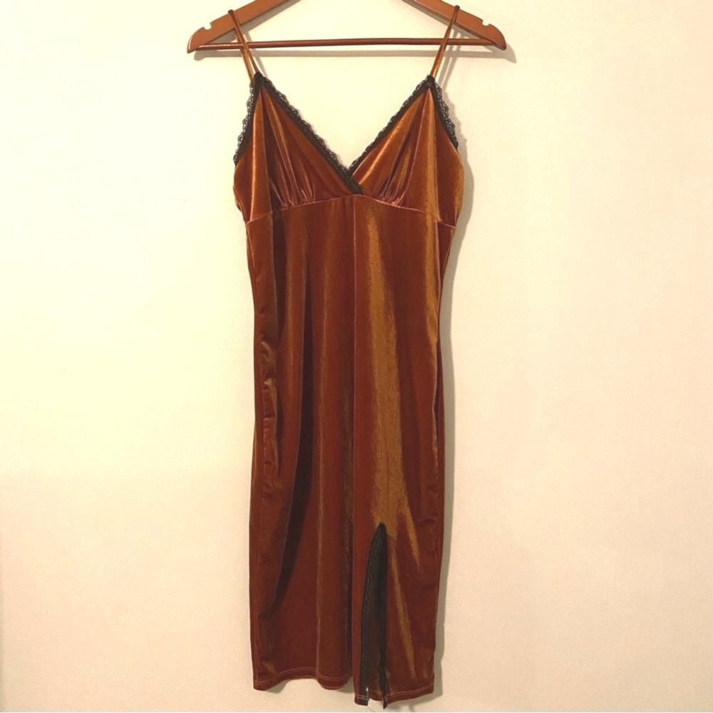Forever 21 Medium Brown Velvet Chemise Slip Dress Lace Y2K 90s